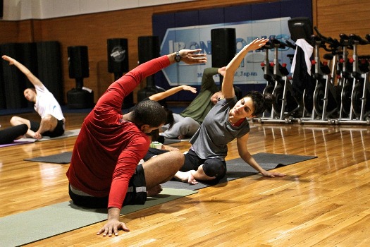 know all about muscle stretch tips in hindi, मसल्स स्ट्रेच करने के सही नियम मांसपेशियों की कसरत के लिए.