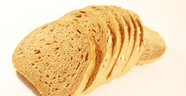 brown bread ke fayde - जाने ब्राउन ब्रेड खाने के फायदे आपकी सेहत के लिए और यह फायदा करता है कोलेस्ट्रोल में, दिल के लिए. मसूड़ों के लिए और डायबिटीज के लिये.
