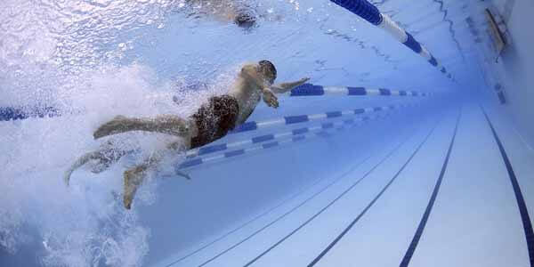 ब्लड सर्कुलेशन बढ़ाने के अचूक उपाय swimming