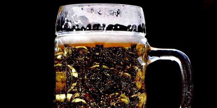 बीयर पीने के फायदे और नुकसान जाने हिंदी में विस्तार से ताकि आप रहें स्वस्थ, beer pine ke fayde aur nuksan jane hindi mein