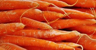 गाजर की सब्जी बनाने की विधि जाने हिंदी में क्यूंकि यह हेल्थ रेसिपी बहुत लाभकारी और गुणकारी होती है, gajar ki sabji bnane ki vidhi hindi me.