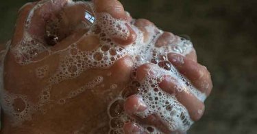 हाथ धोने का सही तरीका जाने बच्चों के लिए ताकि आप अच्छे से कर सकें बच्चों की देखभाल, hath dhone ka sahi tarika in hindi