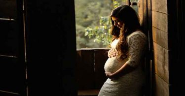 विस्तार में जाने किशोर गर्भावस्था क्या है और इसके सेहत पर क्या प्रभाव हो सकते हैं ताकि आप प्रेगनेंसी के दौरान रहें सतर्क, what is teenage pregnancy and effects read in hindi