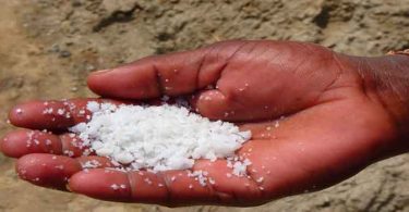 जाने सोडियम के हो सकते हैं सेहत के लिए नुकसान क्यूंकि नमक में सोडियम पाया जाता है, salt sodium ill effects on health in hindi
