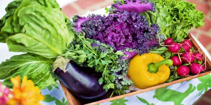सब्जियों और फलों से कीटनाशकों को कैसे हटाए