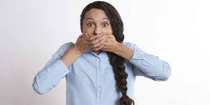 सांस की बदबू या मुंह की बदबू को रोकने के लिए कुछ ऐसे तरीके जो बहुत असरदार हैं, How to Stop and Prevent Bad Breath.