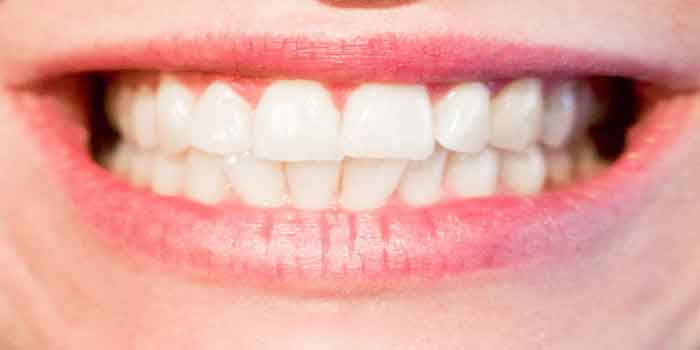 दांतों पर नमक और सरसो तेल रगड़ने के फायदे 