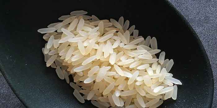 वेट को बढ़ाने में मदद करे चावल