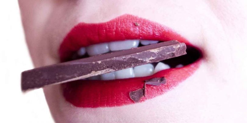 ये पांच कारण बता रहे हैं कि चॉकलेट क्यों खाना चाहिए